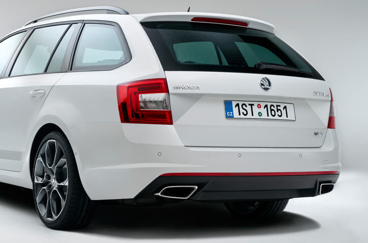 New Skoda Octavia vRS photo gallery