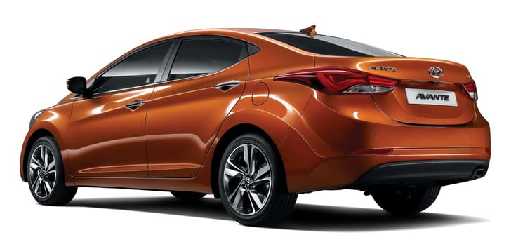 Hyundai Elantra facelift photo gallery