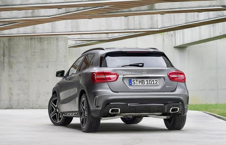 Mercedes Benz GLA photo gallery