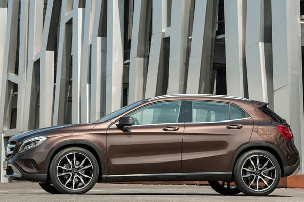 Mercedes Benz GLA photo gallery