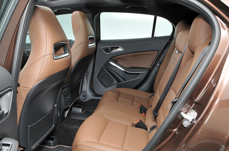 Mercedes Benz GLA photo gallery