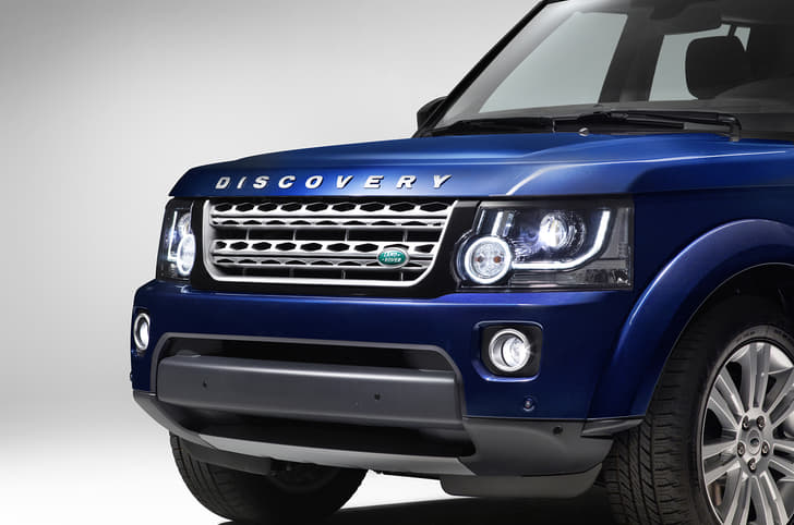 2013 Land Rover Discovery facelift photo gallery