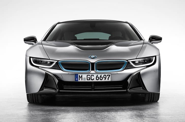 New BMW i8 supercar photo gallery