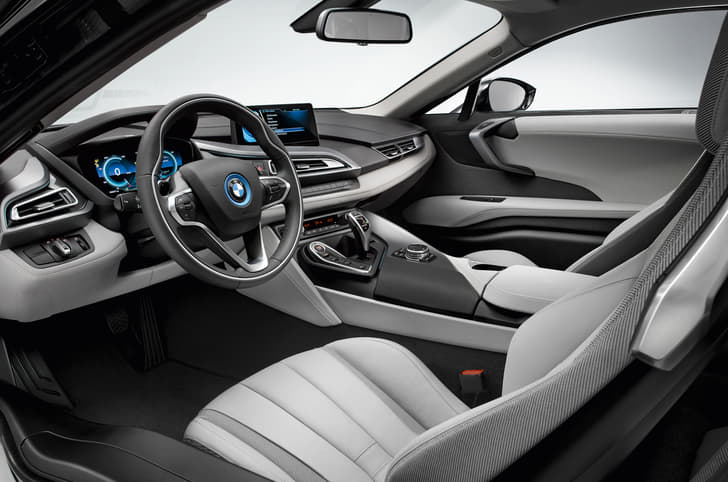 New BMW i8 supercar photo gallery