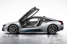 New BMW i8 supercar photo gallery