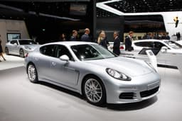 The Porsche Panamera diesel facelift features more power, more torque and lower emissions.
