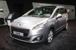 Peugeot has given out few details of the 5008 facelift so far.