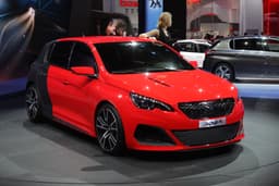 Peugeot revealed the 270bhp 308 R alongside the standard 308 hatch.