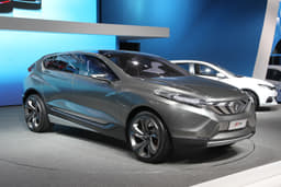 Porsche Cayenne-rivalling Chang'an CS95 unveiled.