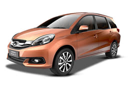 Honda Mobilio MPV photo gallery