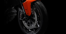 KTM 1290 Super Duke R photo gallery