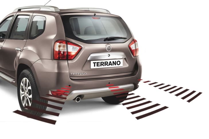 New Nissan Terrano SUV photo gallery