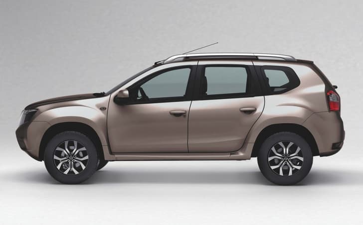 New Nissan Terrano SUV photo gallery