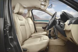 New Nissan Terrano SUV photo gallery