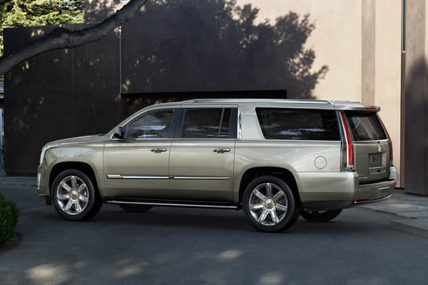 New Cadillac Escalade SUV photo gallery
