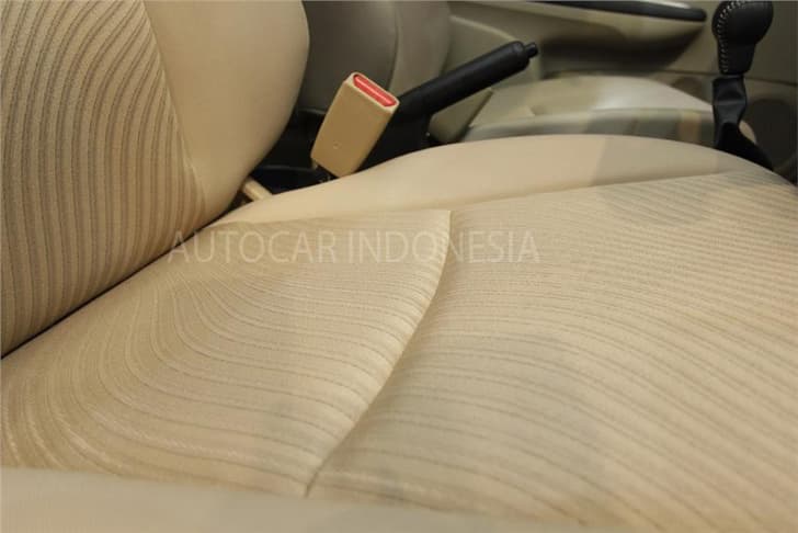 Honda Mobilio MPV photo gallery