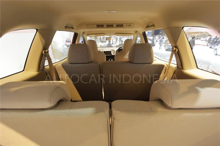 Honda Mobilio MPV photo gallery