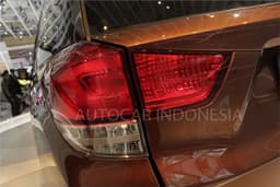 Honda Mobilio MPV photo gallery