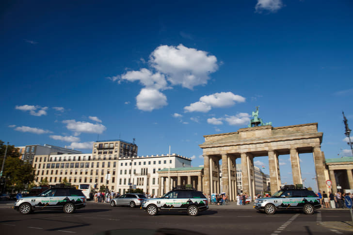 Land Rover Silk Trail photo gallery