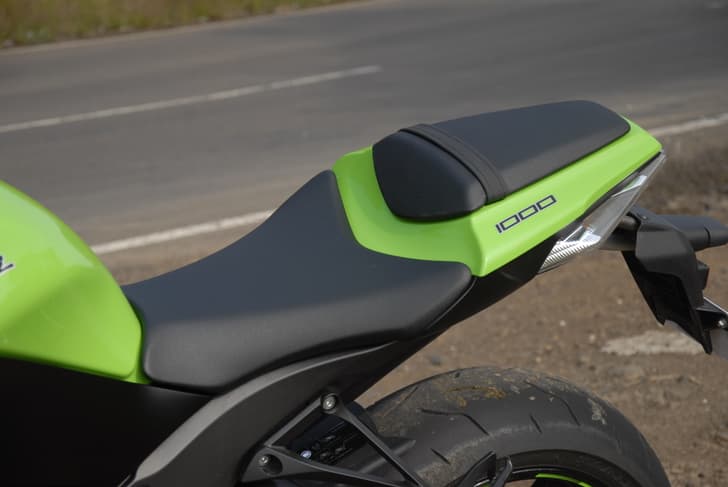 New Kawasaki Ninja ZX10R photo gallery