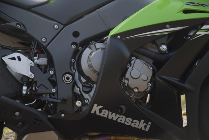New Kawasaki Ninja ZX10R photo gallery