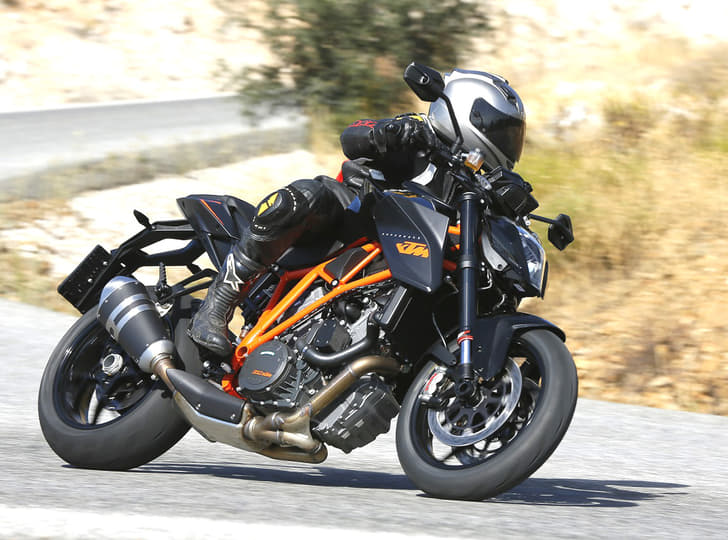 KTM 1290 Super Duke R photo gallery
