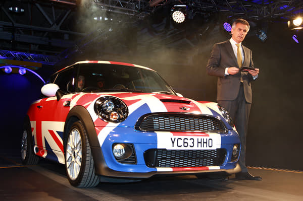 New 2014 Mini hatchback photo gallery