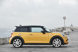 New 2014 Mini hatchback photo gallery