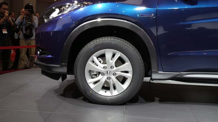 New Honda Vezel compact SUV photo gallery
