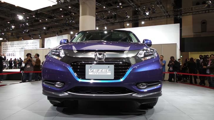 New Honda Vezel front view