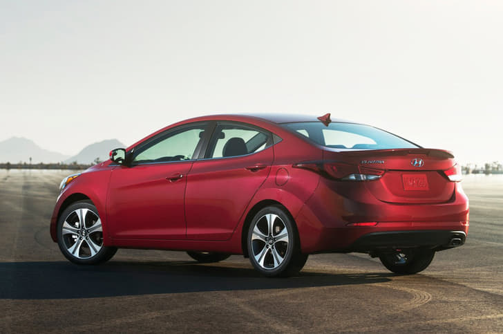 Hyundai Elantra facelift photo gallery