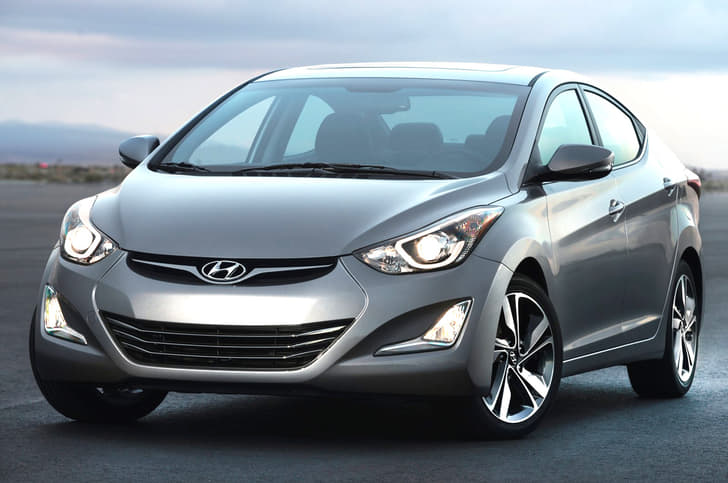 Hyundai Elantra facelift photo gallery