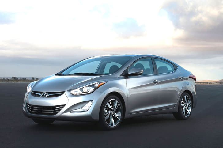 Hyundai Elantra facelift photo gallery