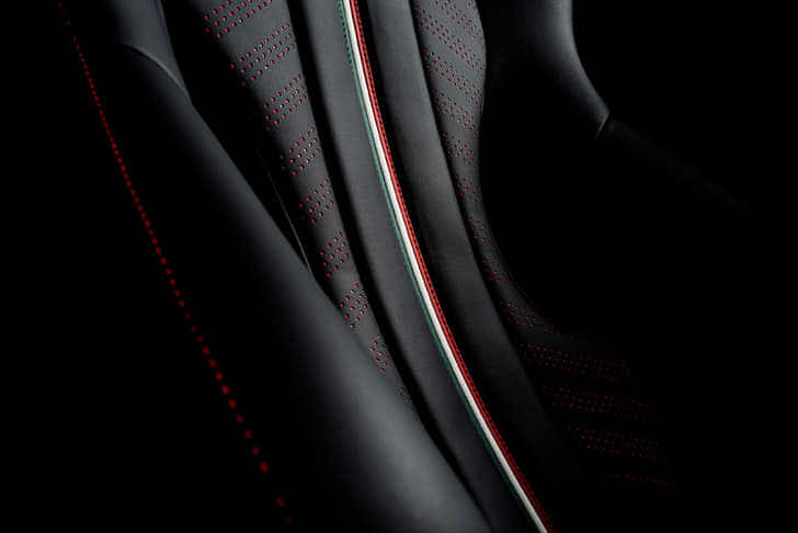 Ferrari 458 Italia dedicated to Niki Lauda photo gallery