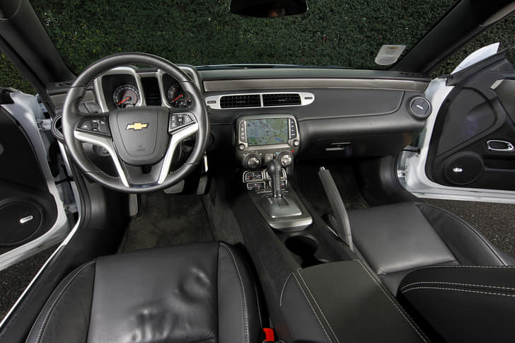 New Chevrolet Camaro photo gallery 