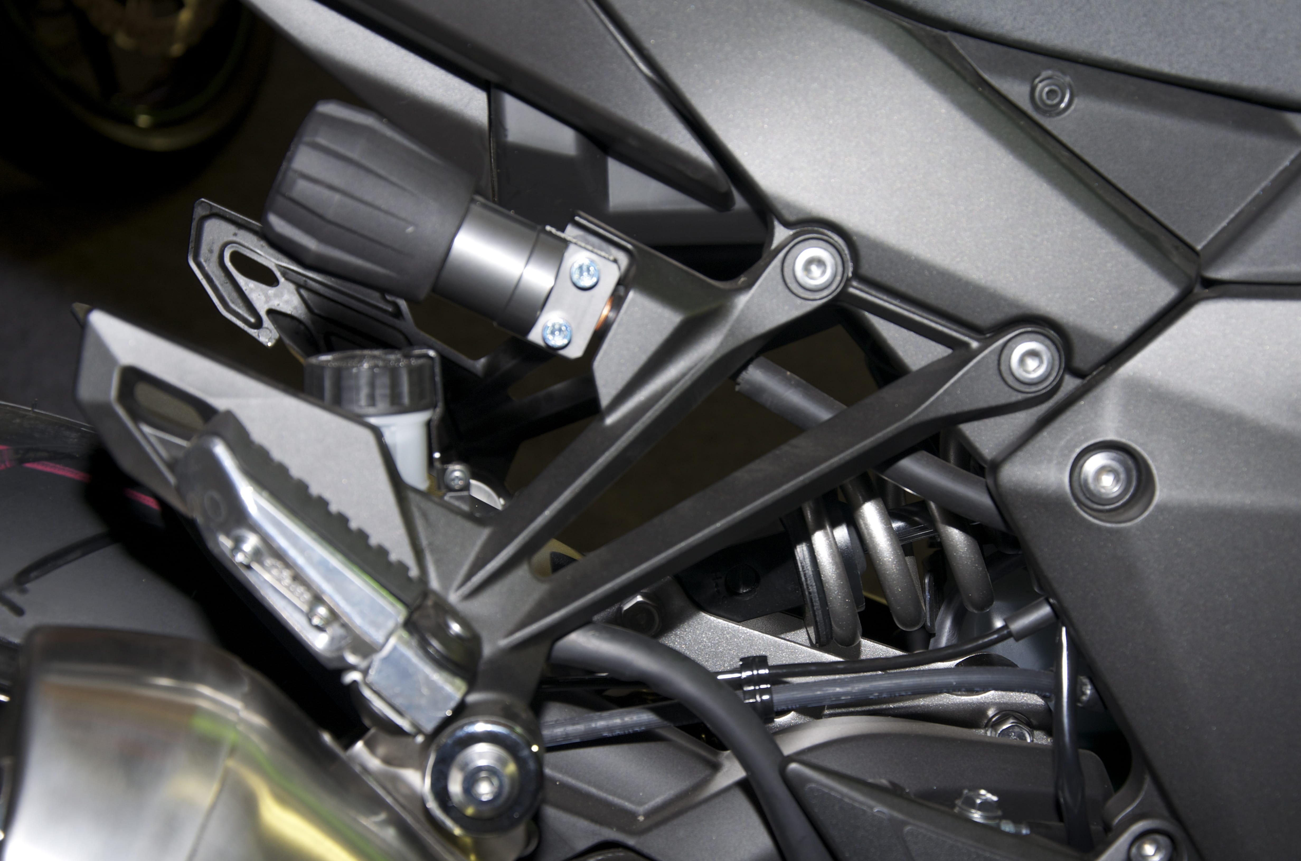 New Kawasaki Ninja 1000 India photo gallery - Image 2