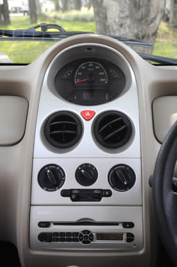 The Nano Twist XT gets silver finish on the centre console. 