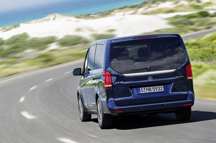 New Mercedes V-Class MPV photo gallery
