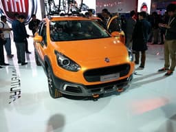 Auto Expo 2014: Fiat Avventura photo gallery