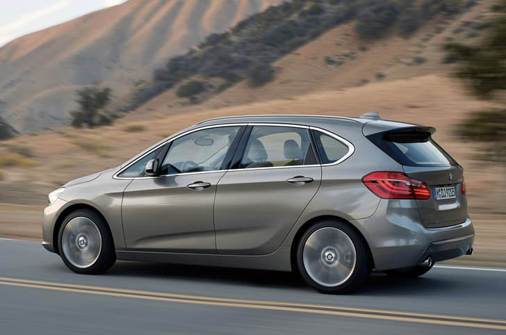 New BMW 2-series Active Tourer MPV photo gallery