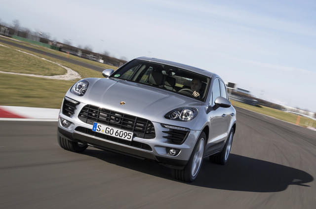 Porsche Macan Front Right Three Quarter