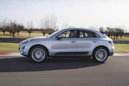 Porsche Macan Front Right Three Quarter
