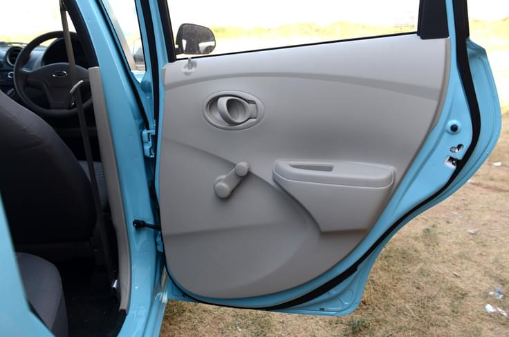 Rear doors don Rear doors don