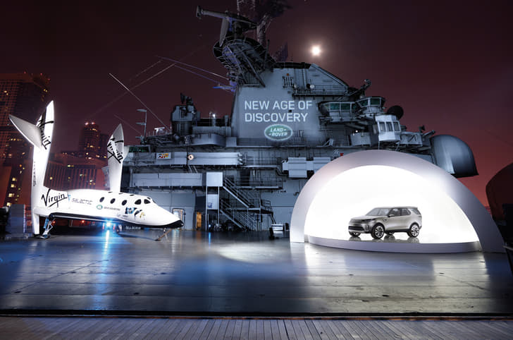 Land Rover kicked off the proceedings by unveiling the new Discovery vision concept.