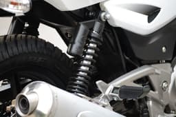 The gas charged shock absorbers offer five stage adjustment.