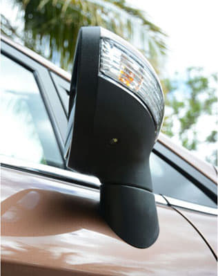 Ford Fiesta facelift India photo gallery