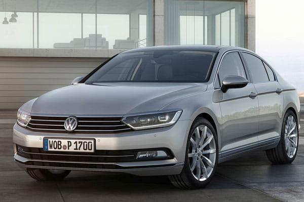 New Volkswagen Passat photo gallery - Image 2