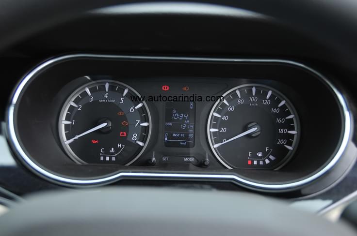 The dials are attractive and centre digital display houses a comprehensive trip computer. The dials are attractive and centre digital display houses a comprehensive trip computer.