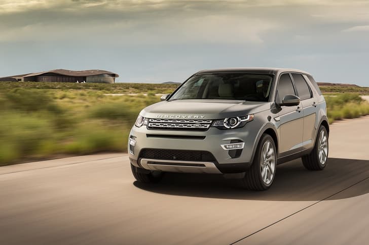 Land Rover Discovery Sport photo gallery
