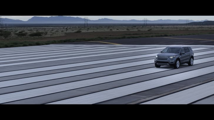 Land Rover Discovery Sport photo gallery